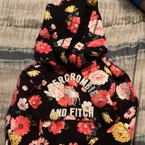Size 5/6 Abercrombie and fitch hoodie
